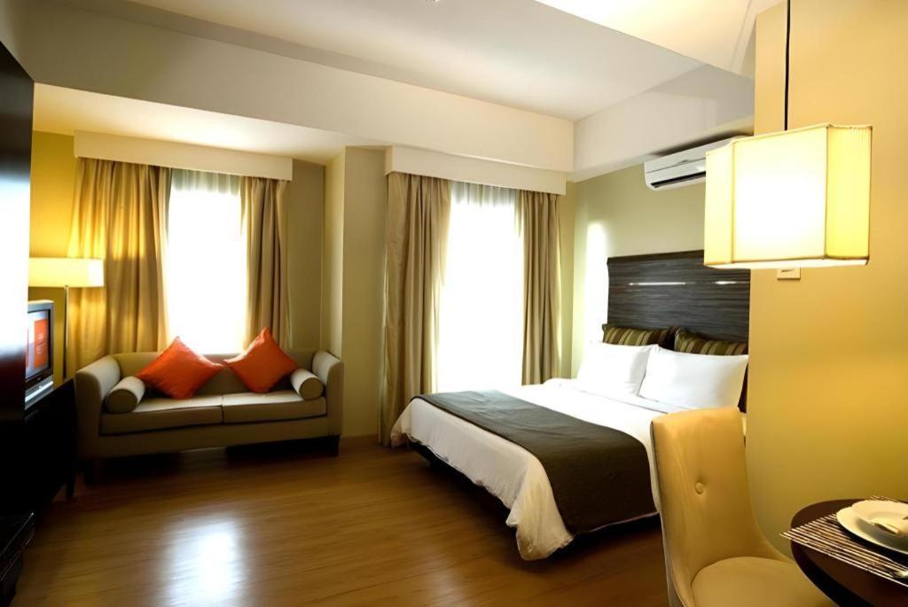 Lancaster Manila Mandaluyong